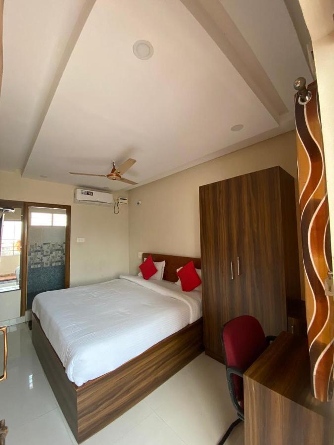 Hotel Renuka Visakhapatnam Exterior photo